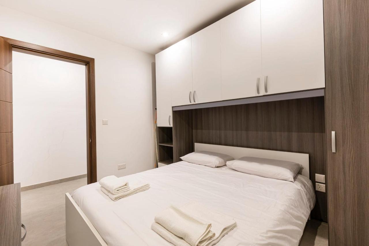Golden Flat In San Pawl-Hosted By Sweetstay St. Paul's Bay Bagian luar foto