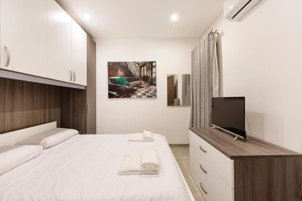 Golden Flat In San Pawl-Hosted By Sweetstay St. Paul's Bay Bagian luar foto