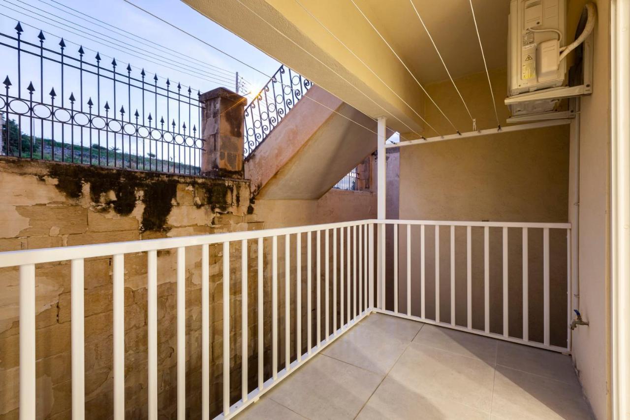Golden Flat In San Pawl-Hosted By Sweetstay St. Paul's Bay Bagian luar foto